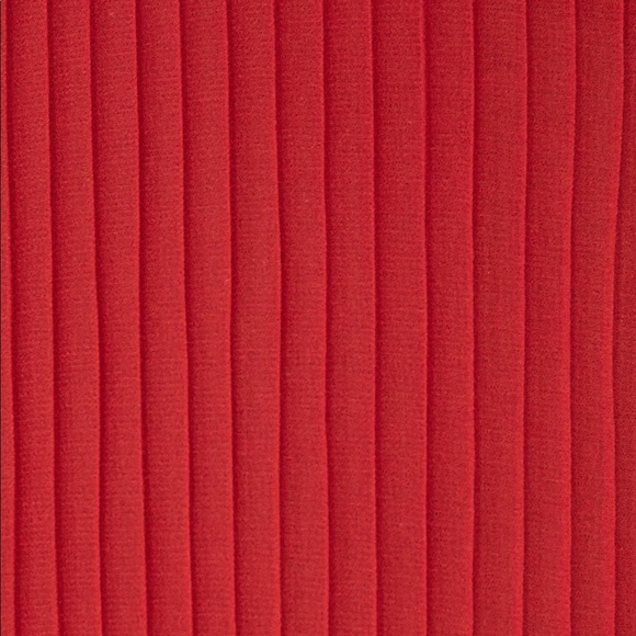 Zara Red Pleated Top with Tie Closure - Picture 4 of 15